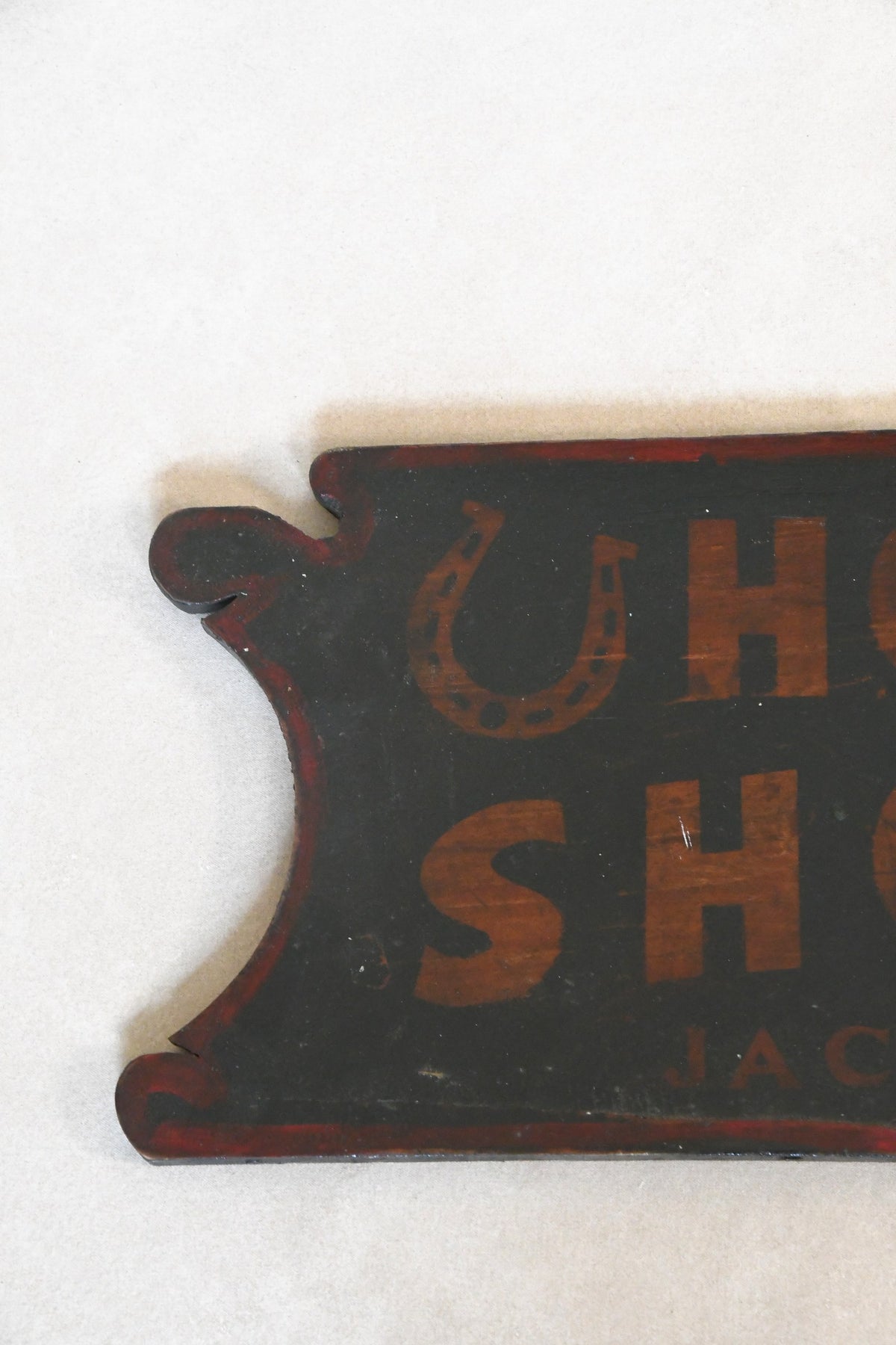Vintage horse shoeing sign