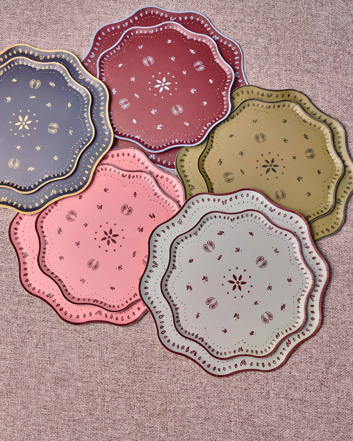 Rodeo Dessert Plate Set - Rouge