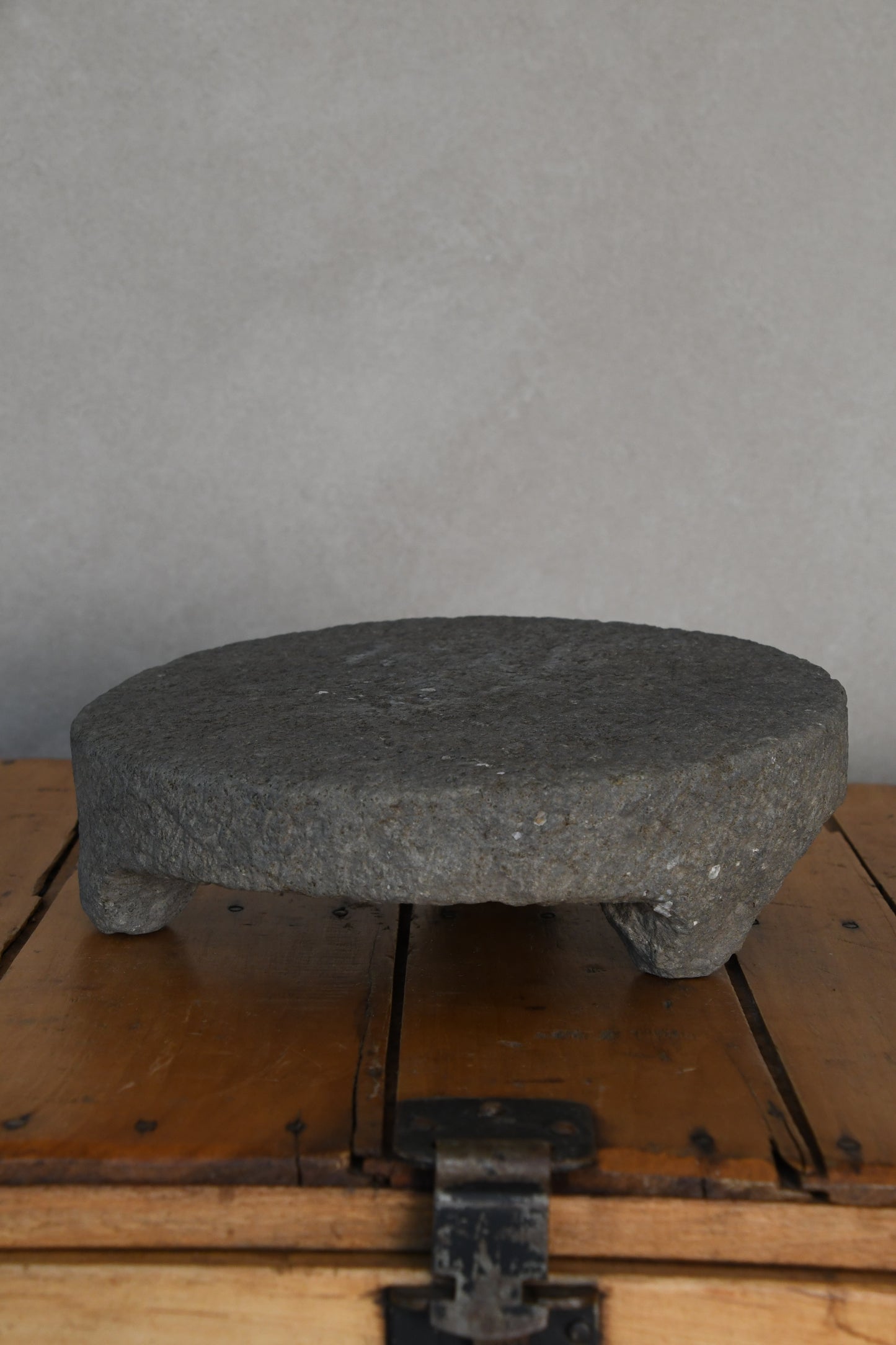 Antique Stone Riser