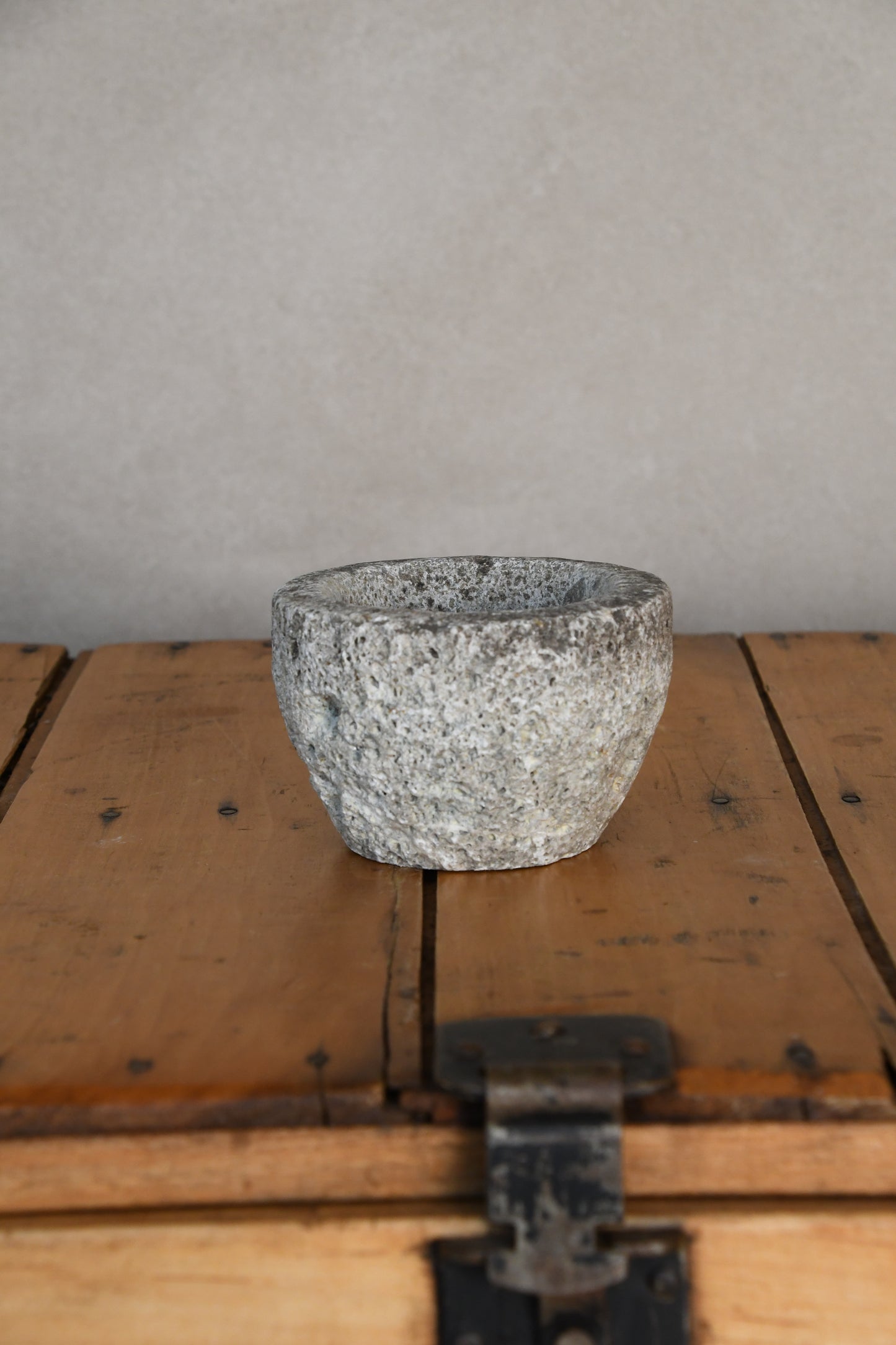 Antique Limestone Mortar