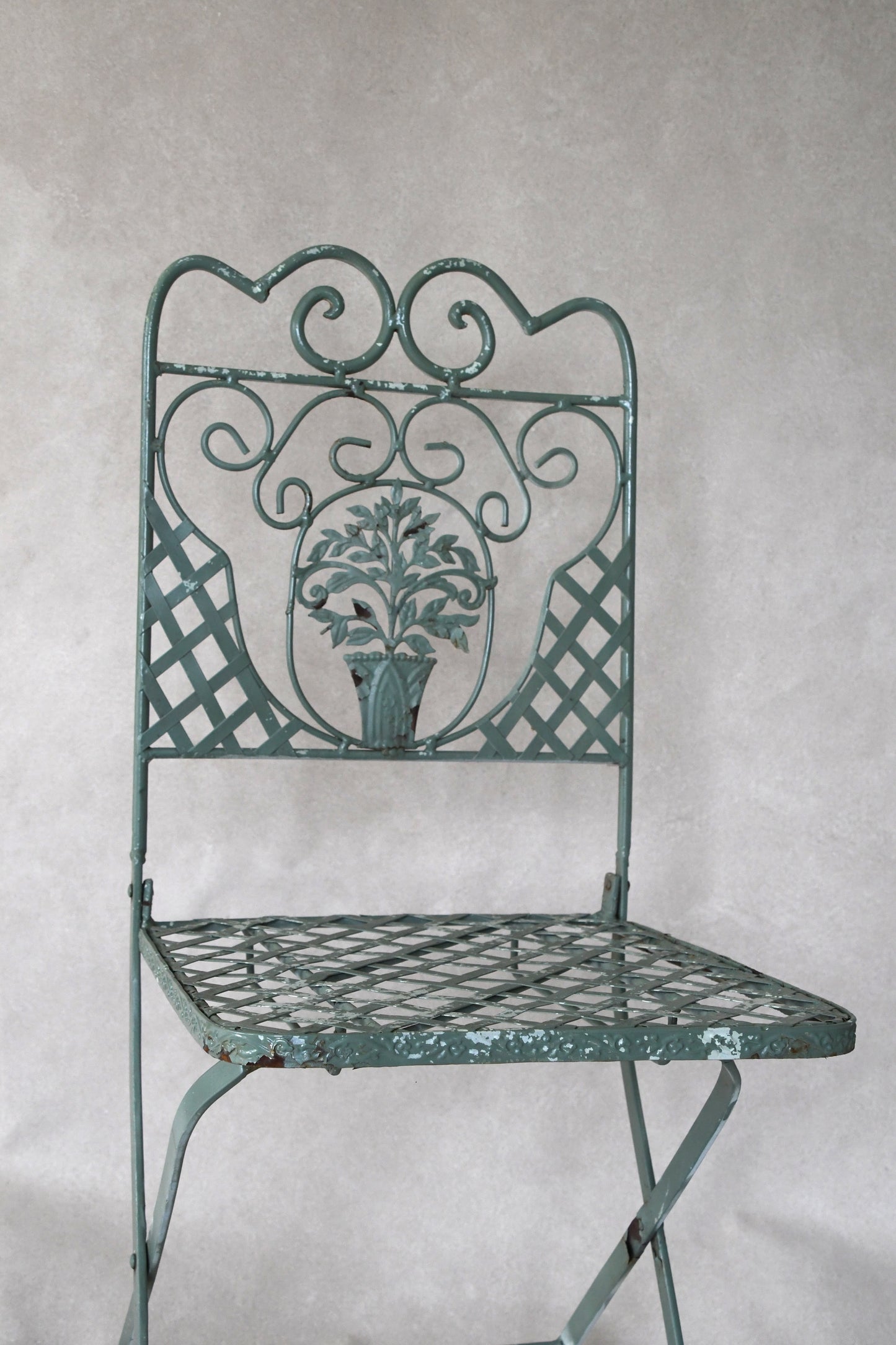 Vintage Iron Garden Table and Chairs