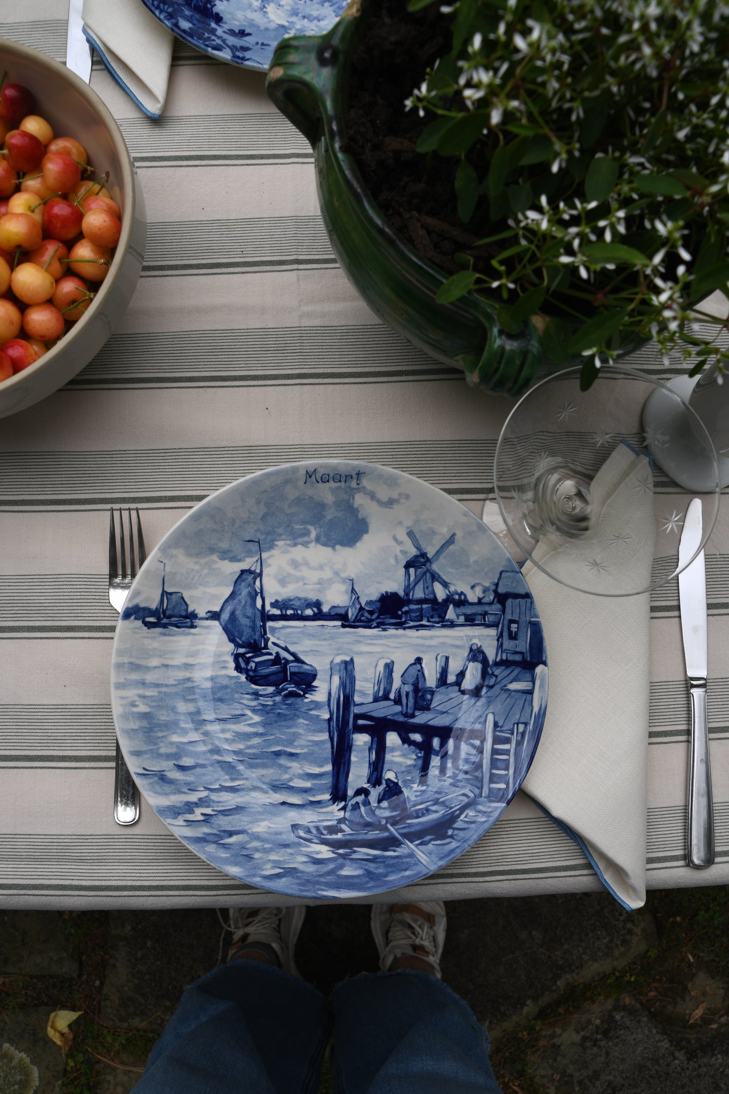 Set of 12 Vintage Delft Plates