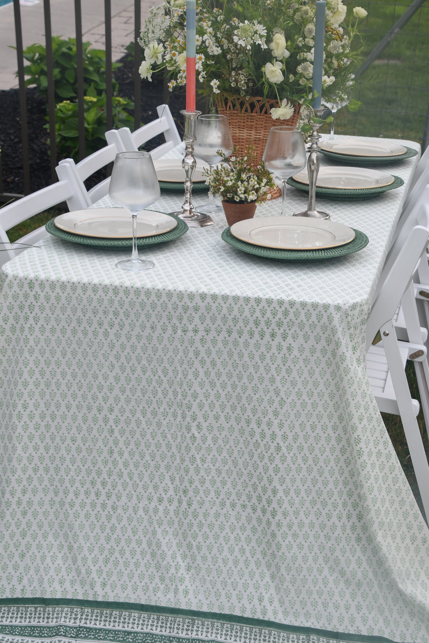 Cotswold Green Tablecloth