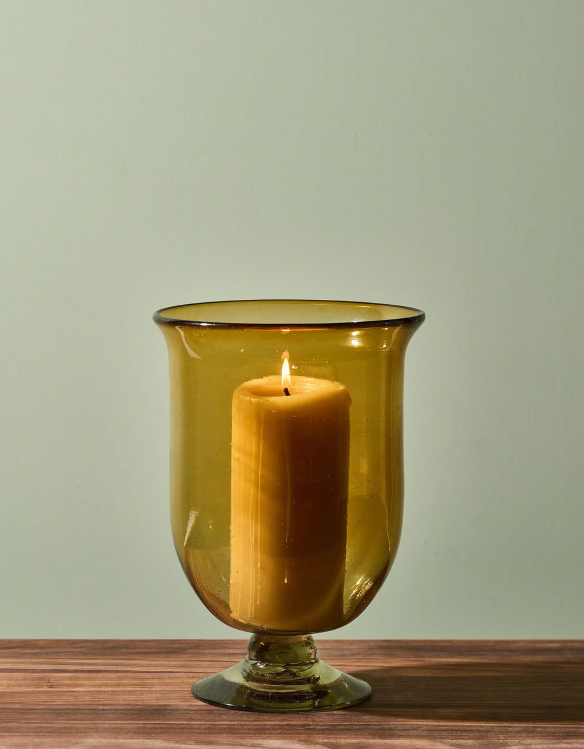 Amber Small Bell Hurricane